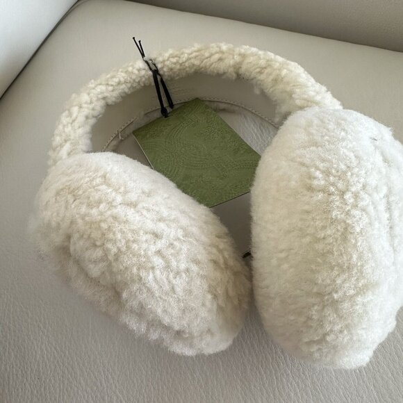 NWT GUCCI DOUBLE G SHEARLING EAR MUFFS WHITE - Picture 6 of 10